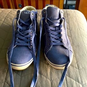 Taos Ladies Star Distressed Denim High Tops Size 10